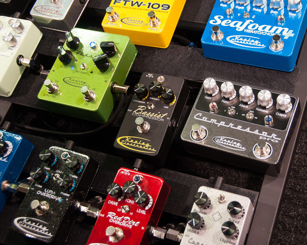 A pedal board, something necessary for anyone learning the electric properly.