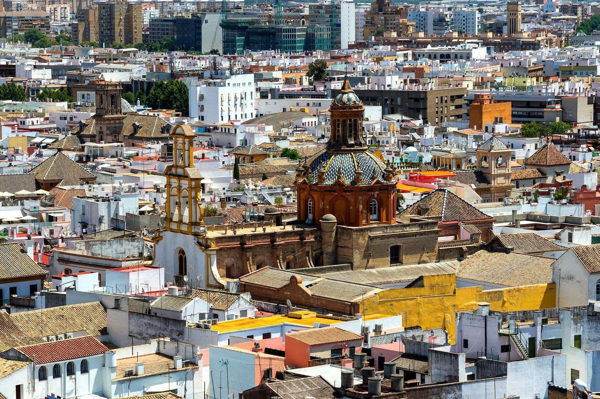 Where can you find accommodation in Seville?