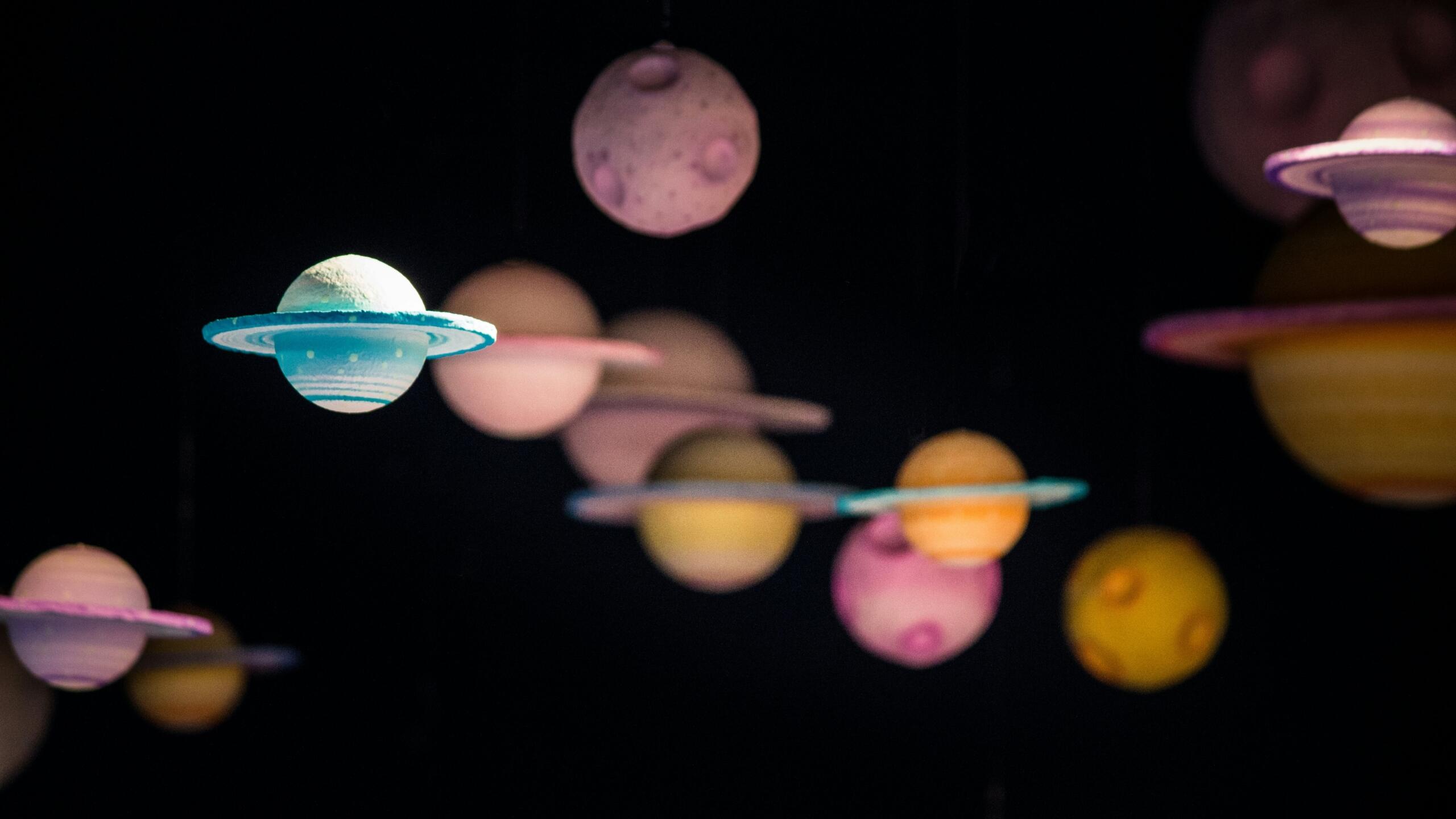 An image of planets of the solar system.