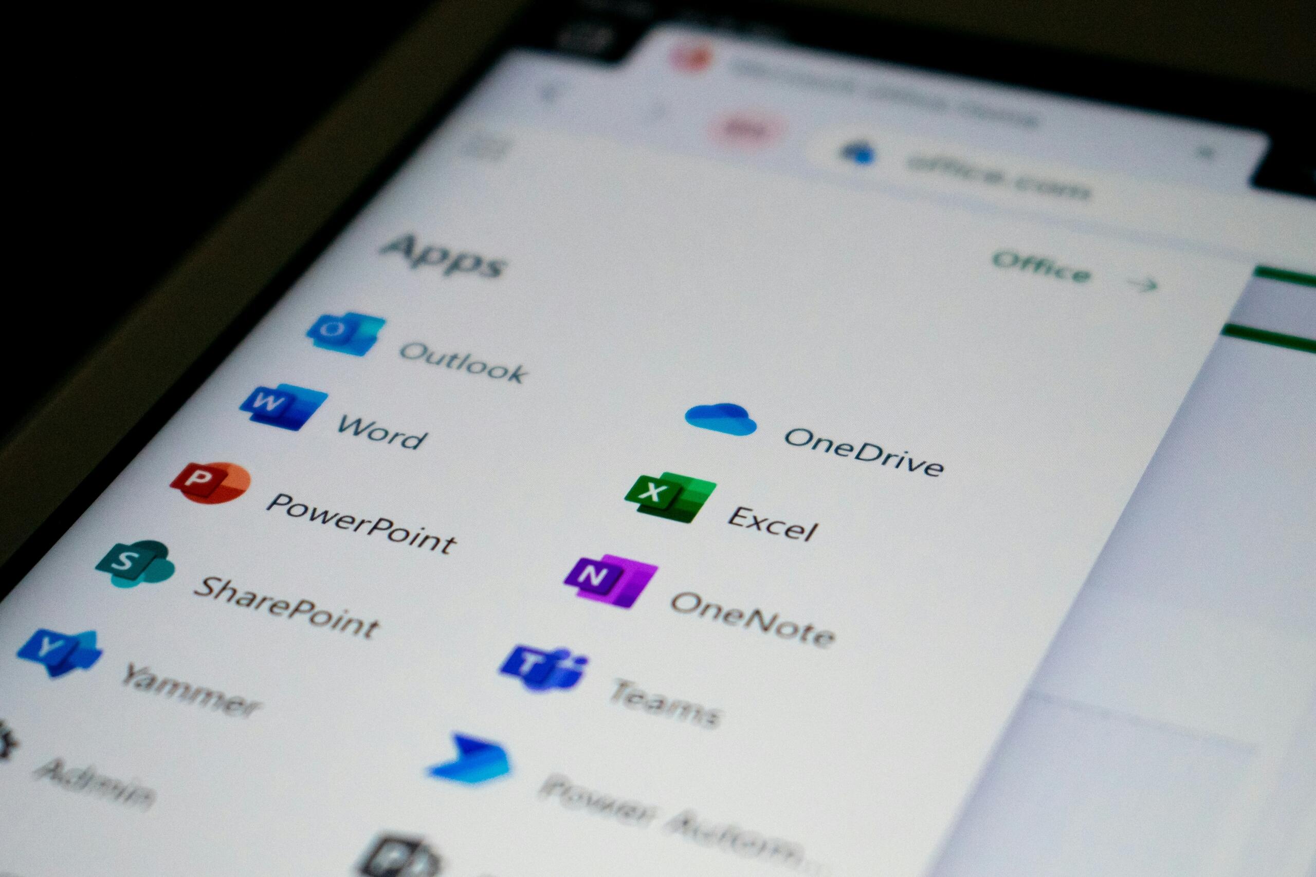 All the Apps that one can use, including Outlook, OneDrive and Word.