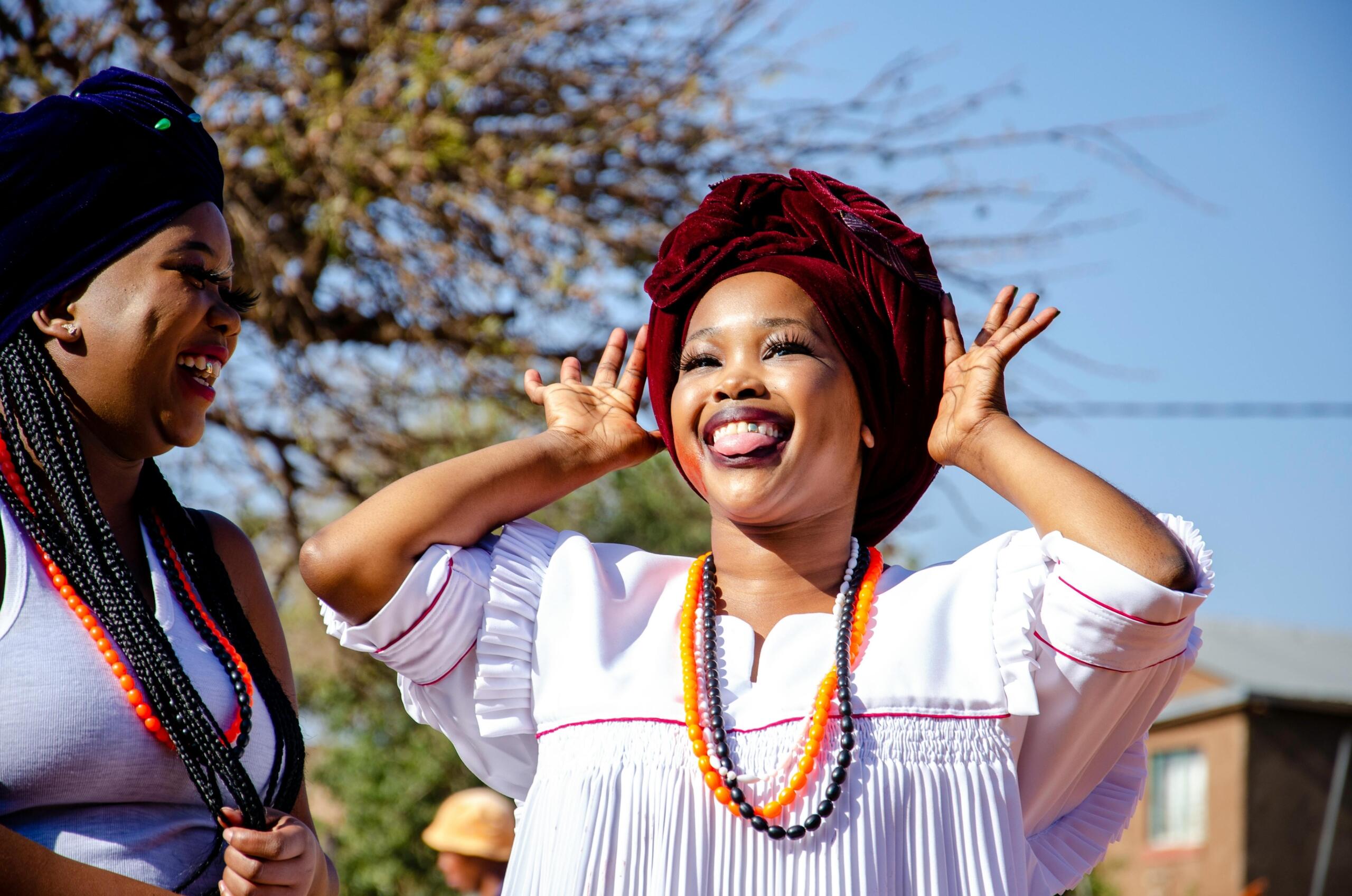 An image of a beautiful traditional African woman.