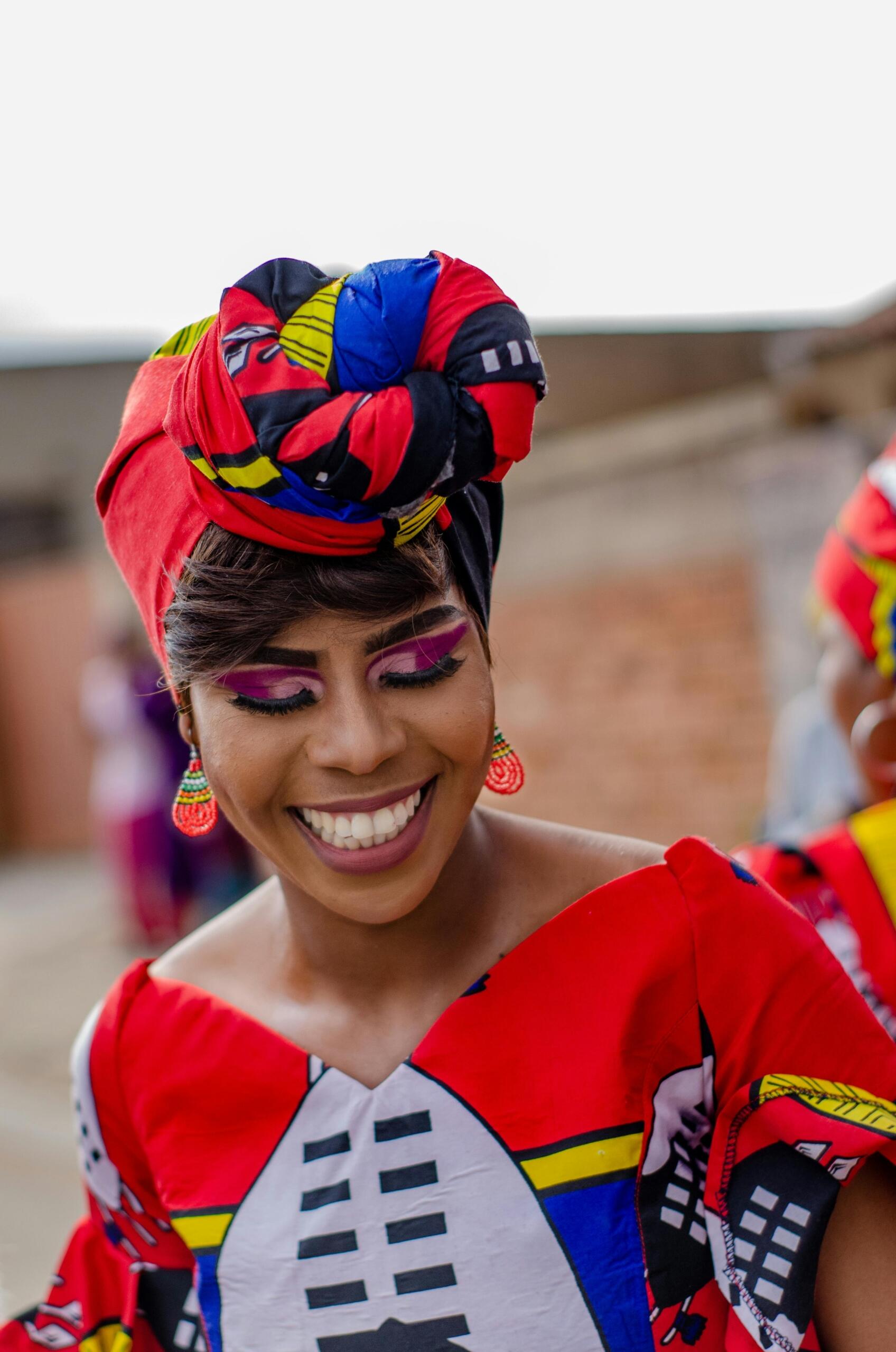 An image of a stylish modern African woman.