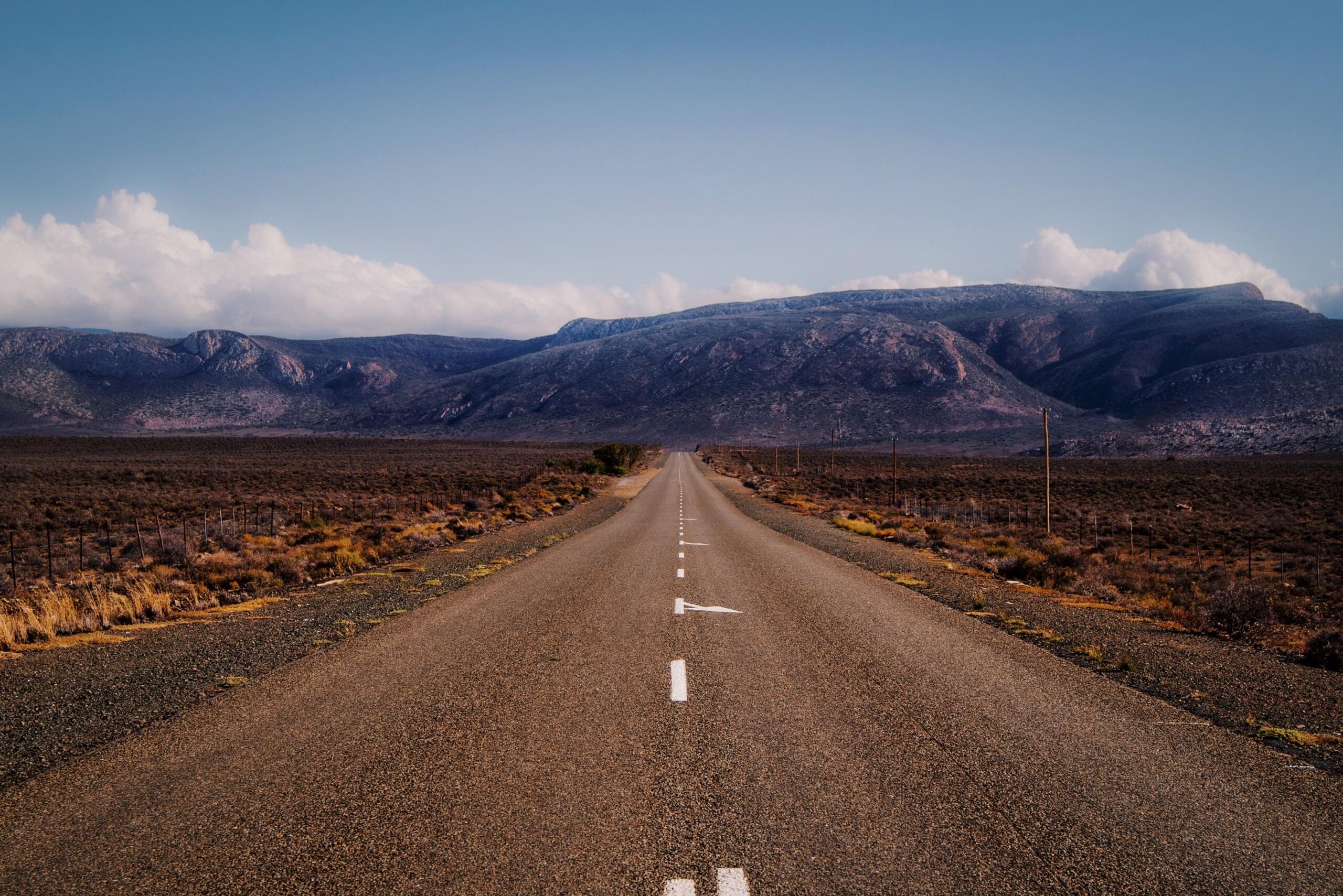 Image of a road through the Karoo.