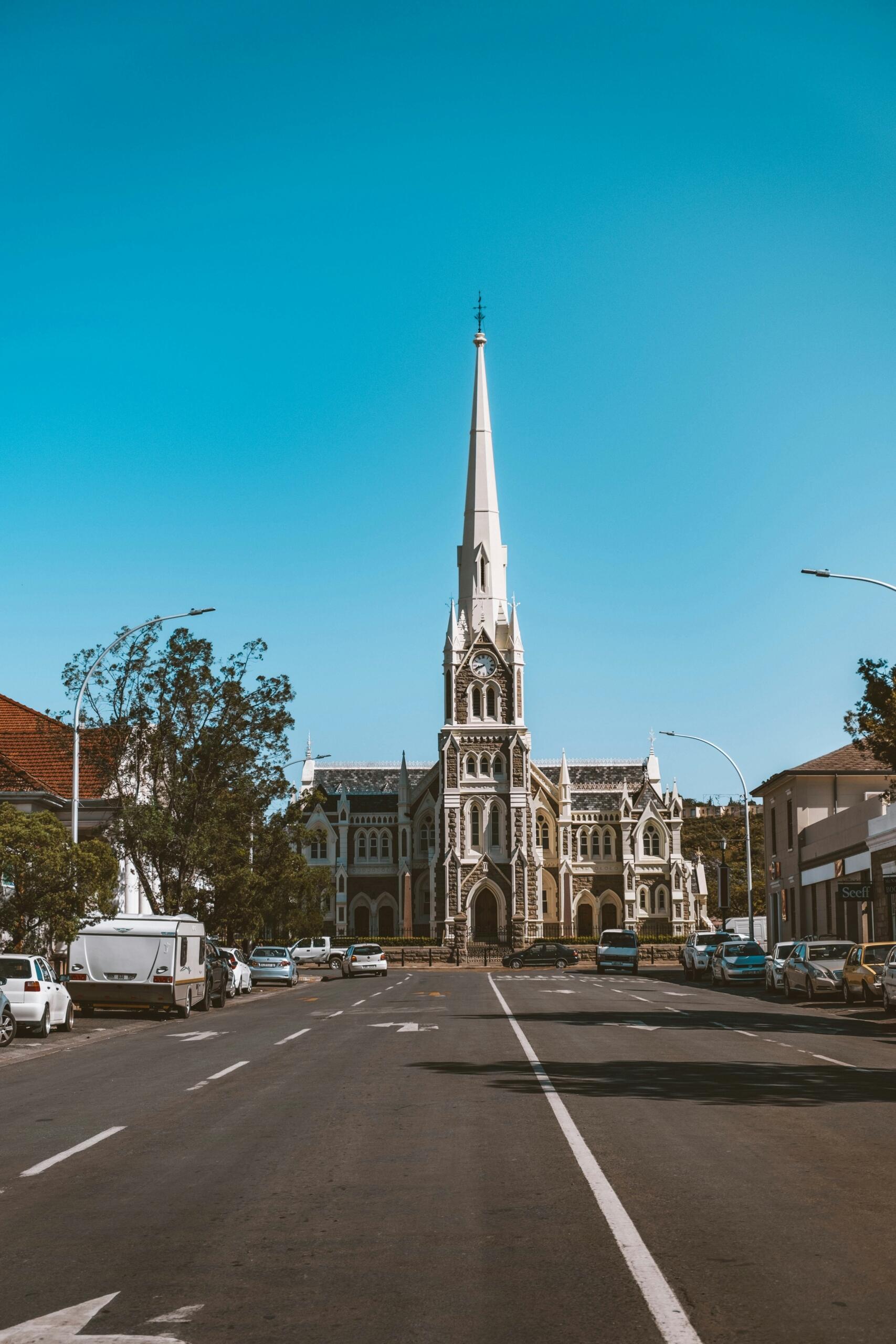 An image of a large church in Graaff Reinet, the Karoo, South Africa
